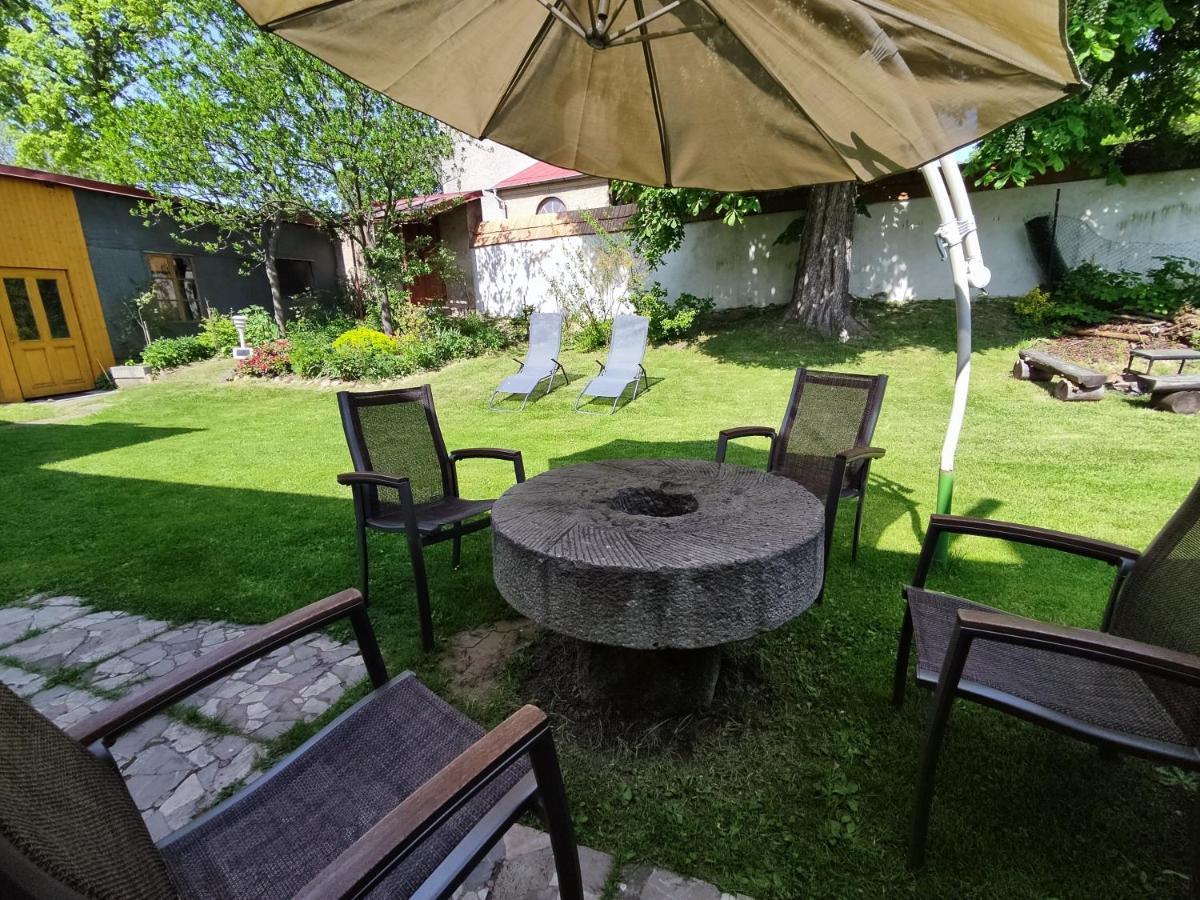 Apartman Utvina Εξωτερικό φωτογραφία
