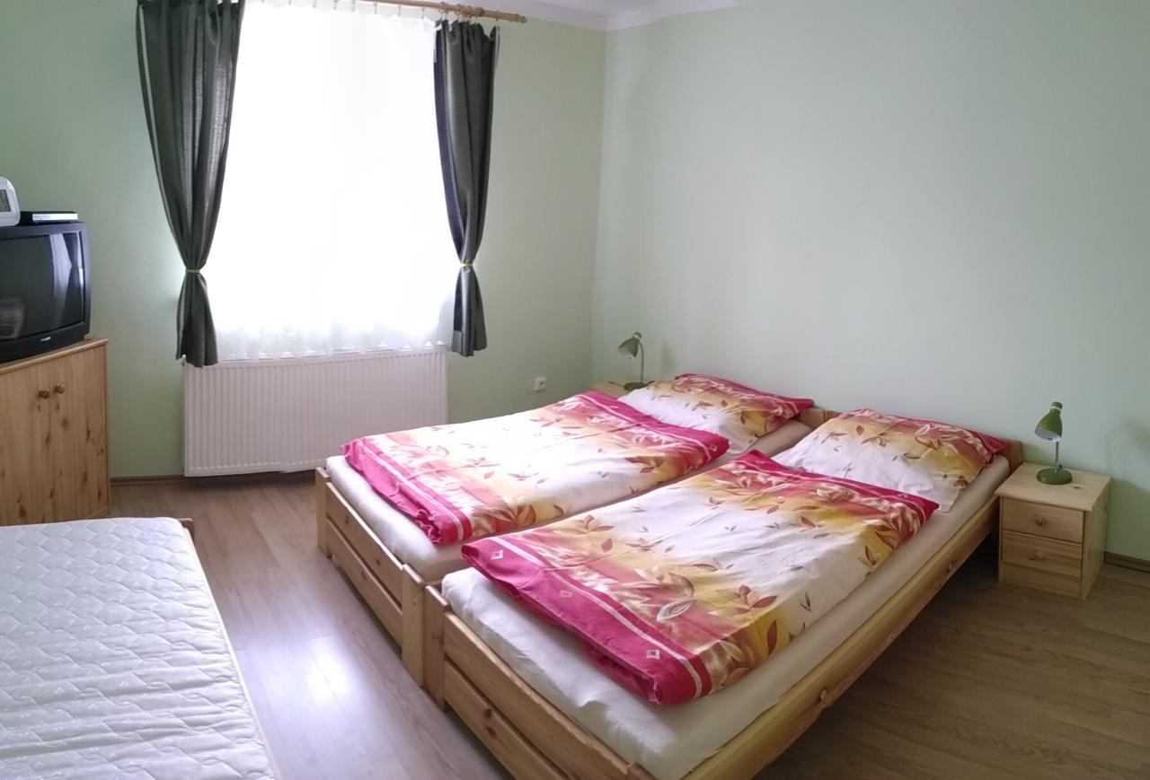 Apartman Utvina Εξωτερικό φωτογραφία